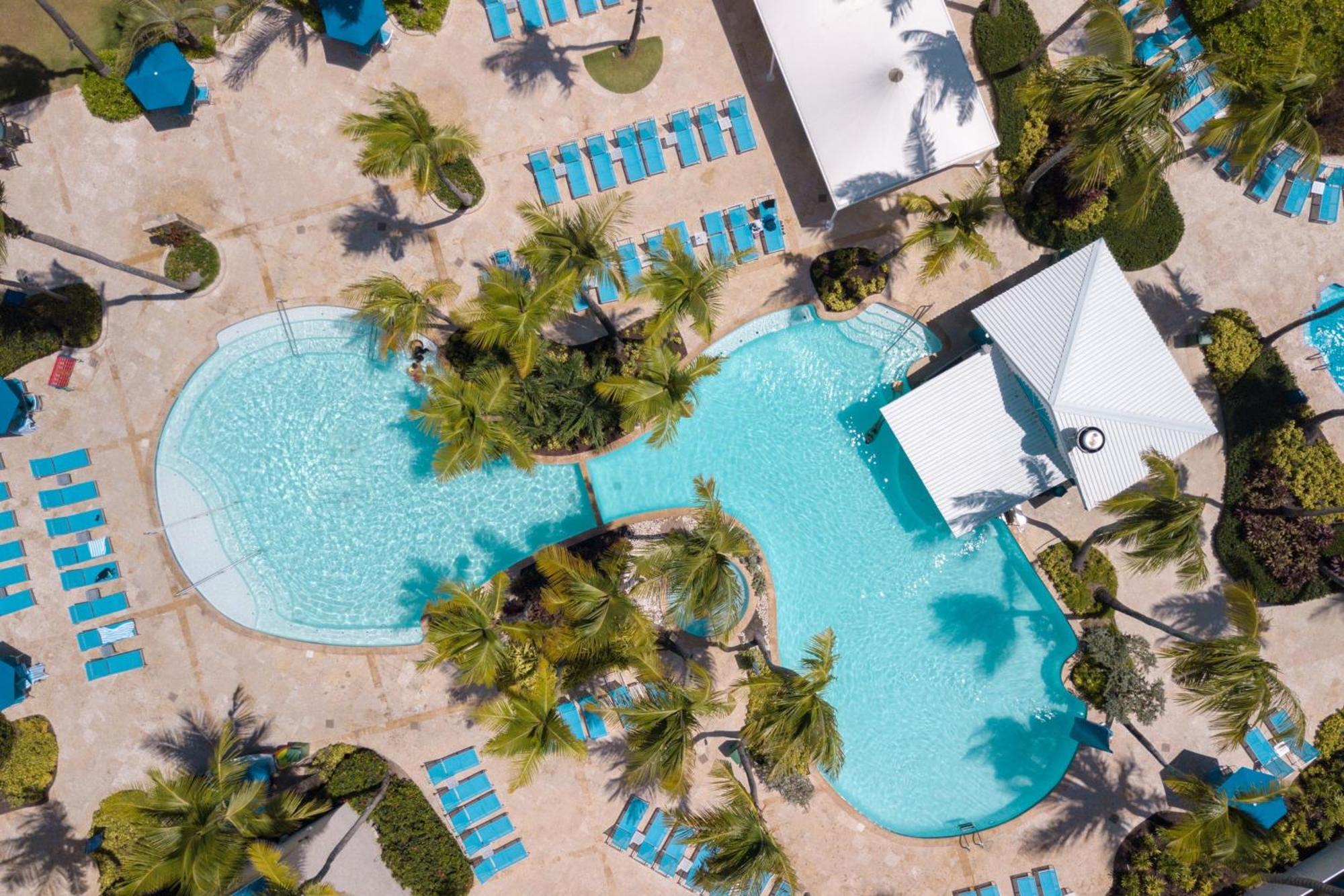 Courtyard By Marriott Isla Verde Beach Resort San Juan Exterior photo